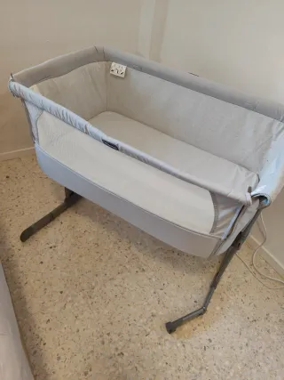 Cuna colecho Chicco gris