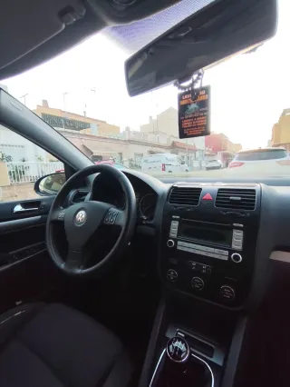 Volkswagen Golf 2004