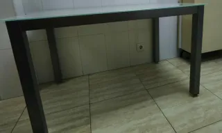 Mesa de cocina cristal y metal