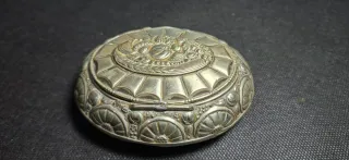 Antigua cajita Art Nouveau