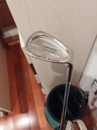 Bolsa y palos de golf mujer