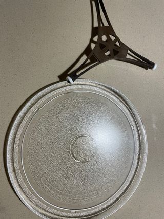 Plato con aro de microondas