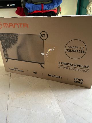 Smart tv 32 pulgadas marca Manta.