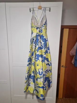 Vestido de fiesta estampado floral. Sin usar.
