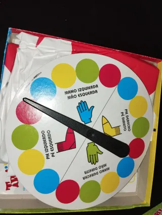 Juego Twister Hasbro Gaming