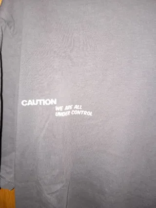 Camiseta gris hombre Talla L, nueva sin  etiqueta