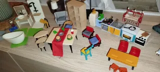 Mobiliario miniatura para casa de muñecas