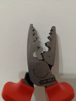 Alicate crimpadora KNIPEX 1000V