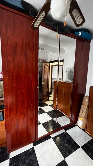 Armario de madera 4 puertas