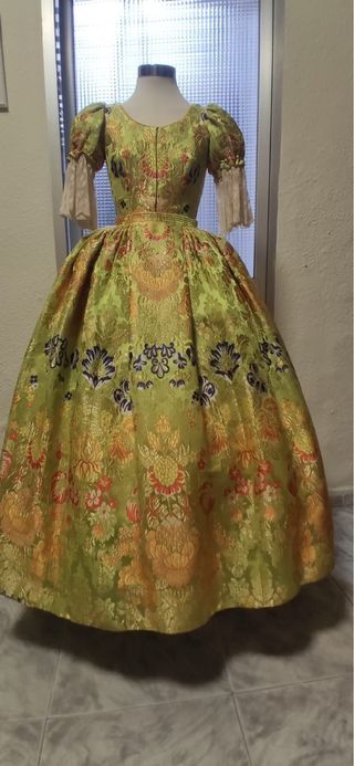 Traje de fallera