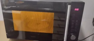 Microondas Saba con Grill usado 5 meses.