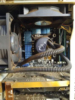 ASUS ROG CG8565 Torre Ordenador