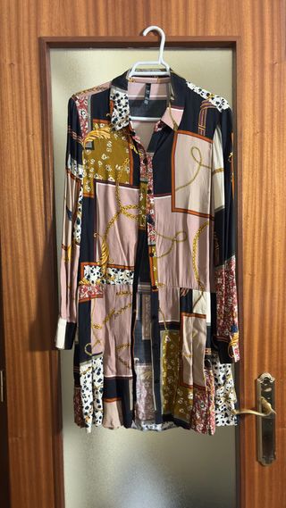 Vestido Zara estampado cadenas