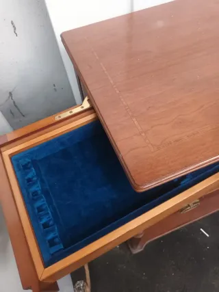 Mueble auxiliar de madera