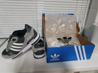 Adidas ZX 750 Talla 44 Gris Blanco
