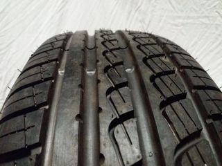 Rueda Pirelli P7 195/65 R15 91V con llanta.