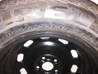 Rueda Pirelli P7 195/65 R15 91V con llanta.