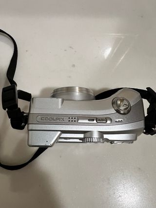 Nikon Coolpix 4800 Fotocamera Digitale Argento