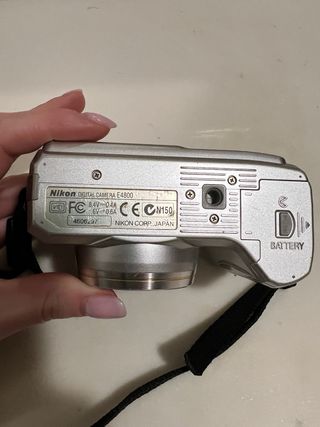 Nikon Coolpix 4800 Fotocamera Digitale Argento