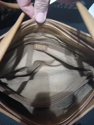 Bolso elegante de señora de color marrón