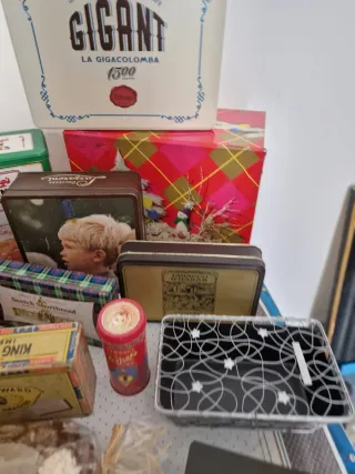 Scatole di latta vintage