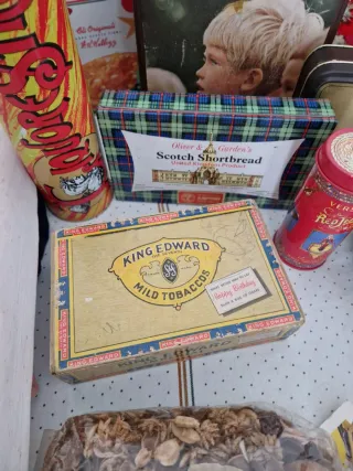 Scatole di latta vintage