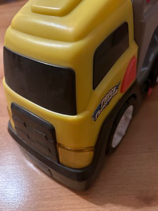 Camión Transportador de Coches. Con sonido y luces