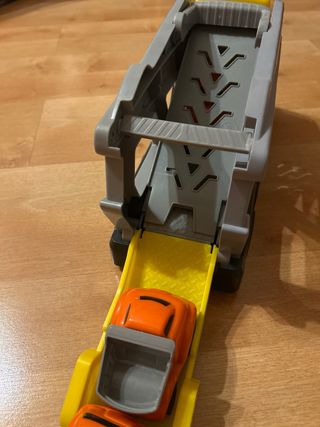 Camión Transportador de Coches. Con sonido y luces