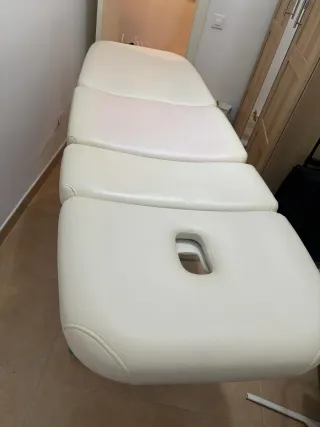 Camilla para masajes color blanco