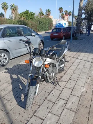 Suzuki GS500 2002