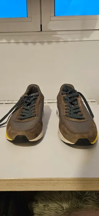 Zapatillas Scalpers Talla 45 Gris y Amarillo
