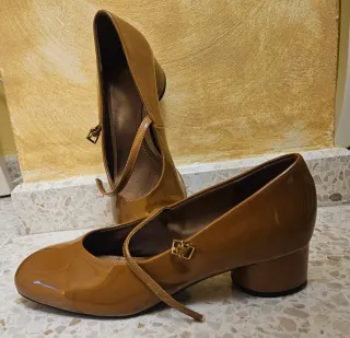 Zapatos charol tacón Zara Talla 39