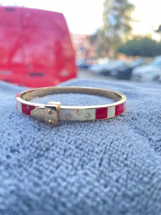 Pulseras de Louis Vuitton Dorada Roja