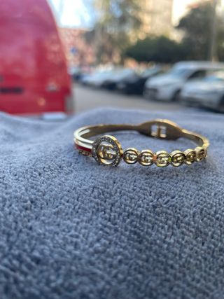 Pulseras de Louis Vuitton Dorada Roja