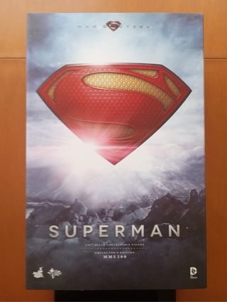 Henry cavill figura superman hot toys