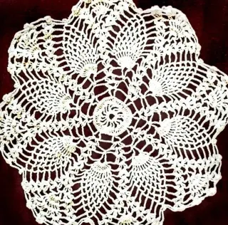 Centrino uncinetto fatto a mano 23cm