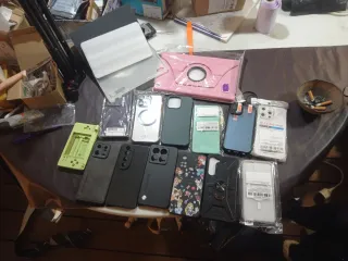 Lote de fundas para móvil y tablet