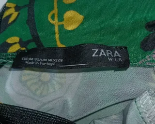 Vestido Zara verde estampado floral