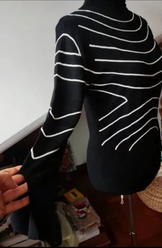 Maglione donna collo alto righe bianche