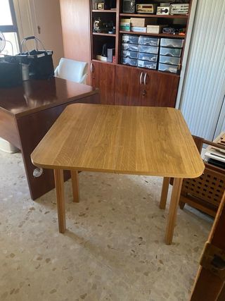 Mesa libro de madera para cocina