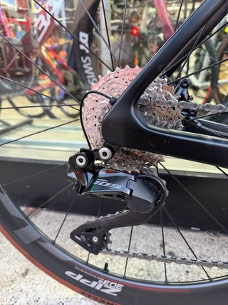 BICICLETA DE CARRETERA MEGAMO RAISE 15 CW