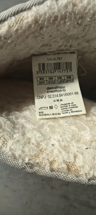 Botas de nieve grises y naranjas. Talla 30/31.