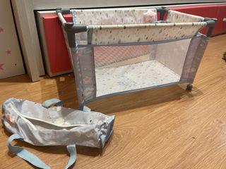 Cuna de viaje plegable para muñecos