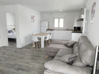 Se alquila estupendo chalet cerca de la barrosa a