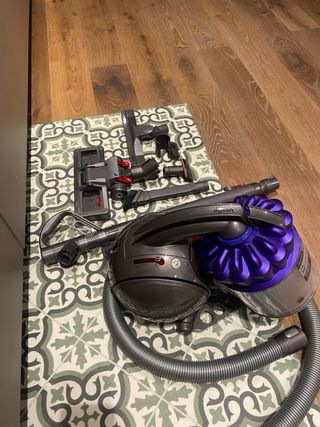 Aspiradora Dyson Ball DC37