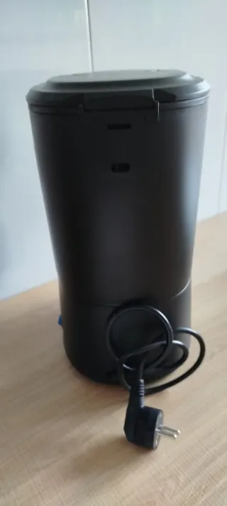 Cafetera Westinghouse Crema y Negra