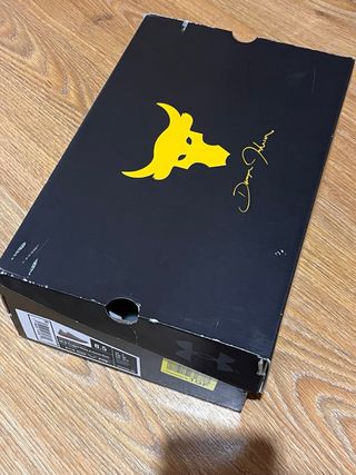 Zapatillas Under Armour Gris y Rosa