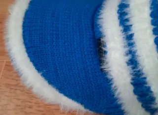 Gorro sport Invierno visera de lana  azul (NUEVO!)