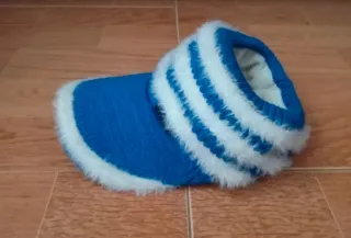 Gorro sport Invierno visera de lana  azul (NUEVO!)