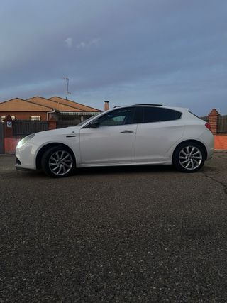 Alfa Romeo Giulietta 2012